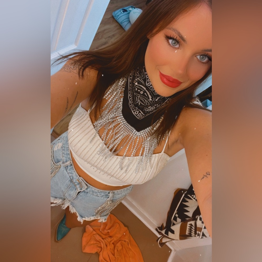 Hello I’m Chelsea! - Picture 2 of 7